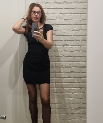 💋 Мои услуги подарят тебе нежность, страсть и безудержное наслаждение. 💥
Я открыта для экспериментов и готова реализовать все твои тайные фантазии. 😈 Знакомства со мной оставляют приятные воспоминания, с чего начнем нашу игру? 😉
Смотри мои свежие фото и отзывы на сайте, чтобы понять, что я настоящая и оправдываю все ожидания! 📸
Завлекательная, опытная, безопасная и всегда на высоте! ✨ Я ухожена, интеллектуальна и готова подарить тебе незабываемые моменты релаксации и удовольствия. 🌹
Мой опыт и страсть 🔥 делают меня идеальной выборо для нашей встречи. Тебе останется только согласиться и записаться ко мне. 😉 Жду с нетерпением твоего звонка, чтобы ощущать тебя в себе! 📞🔞 Светик