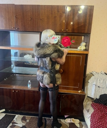 С тобой я создам незабываемую атмосферу нашей встречи. Я гарантирую тебе ощущение максимального комфорта и удовлетворения. В моих возможностях ласки, массаж, эротические игры и многое другое. У меня много положительных отзывов от моих клиентов, которые наслаждались нашими встречами. В моем фотоальбоме ты найдешь потрясающие фотографии, которые отражают мою привлекательность и сексуальность. Живу в сердце Москвы, готова встретиться с тобой в уютной атмосфере моей квартиры или приехать к тебе. Доверься мне и получи незабываемый опыт удовлетворения! 😘🌹 Лилия